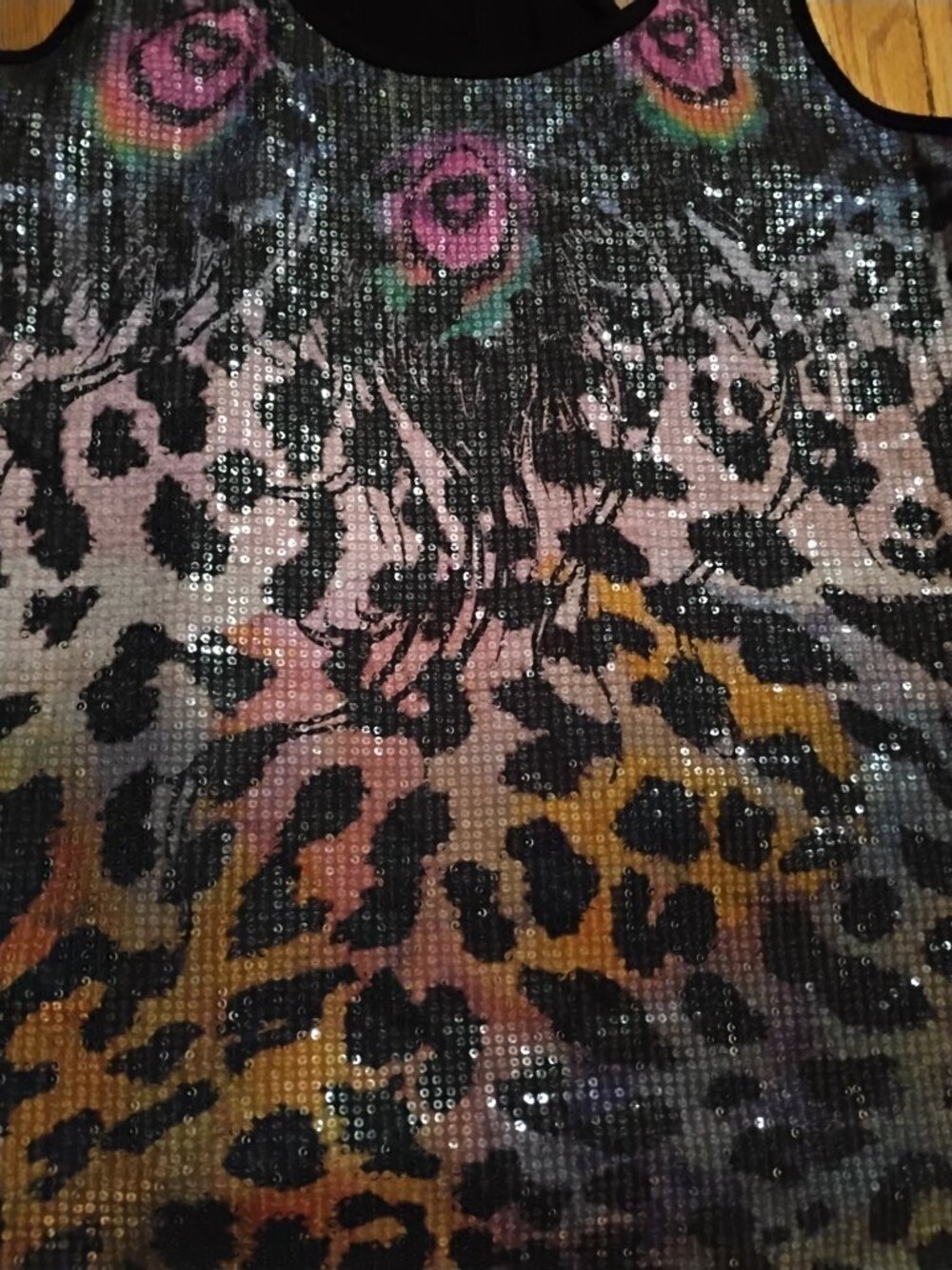 Leopard print Top 🐆 🩷 - Picture 4 of 5